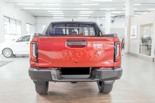 Toyota HiLux mHEV Double Cab Invincible 4x4 aut