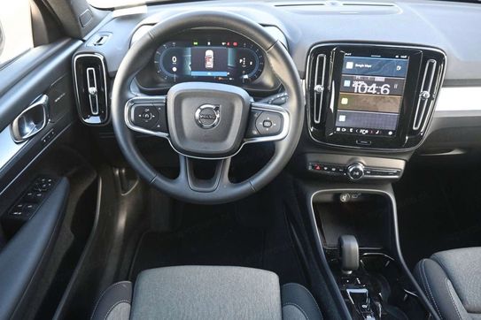 Volvo XC40 B4 Plus Dark