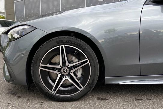 Mercedes Klasa C 220 d  4-Matic AMG