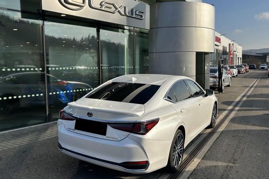 Lexus ES 300h Business Edition 2.5 E-CVT