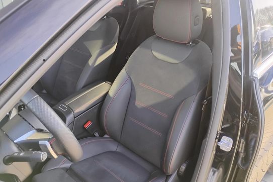 Mercedes GLA 200 mHEV AMG Line 7G-DCT