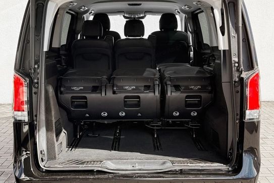 Mercedes V Klasa 300 d Extralang 4MATIC 9G-Tronic Avantgarde