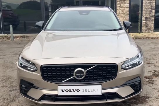 Volvo V90 T6 AWD Plug-In Hybrid Ultra Dark