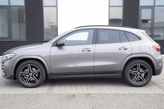 Mercedes GLA 220  4-Matic AMG Line