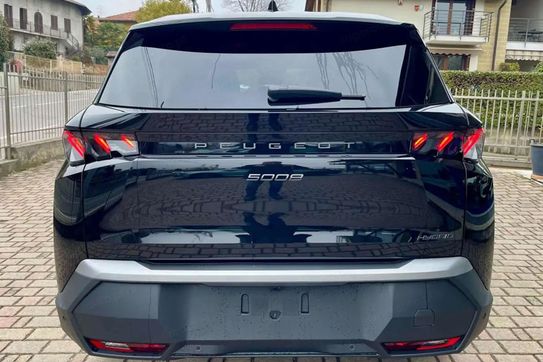 Peugeot 5008 GT Exclusive S&S e-DCS6 1.2 PureTech mHEV