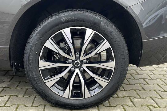 Volvo XC60 B4 D AWD Plus Dark aut