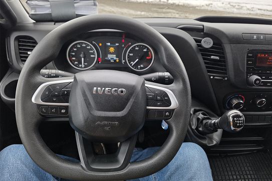 Iveco Daily 50C16 Zabudowa 10EP + Winda
