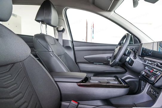 Hyundai Tucson 1.6 T-GDi HEV Executive 2WD aut