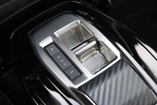 Peugeot 208 Allure eDCS 1.2 MHEV