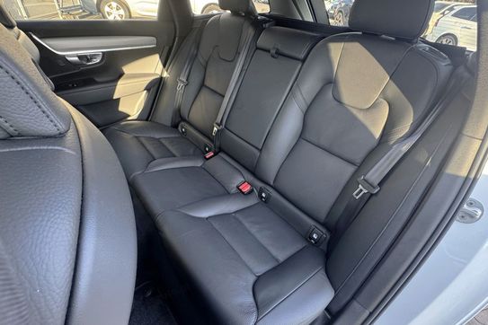 Volvo V90 T6 AWD Plug-In Hybrid Plus Dark aut