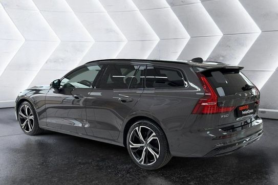 Volvo V60 B4 B Ultra Dark
