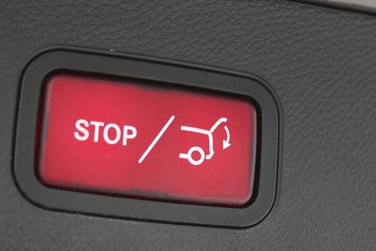 Mercedes Klasa C AMG Night Edition 9G