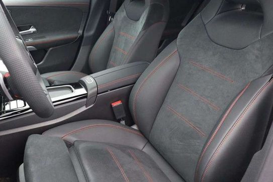 Mercedes CLA 200 AMG Line Shooting Brake