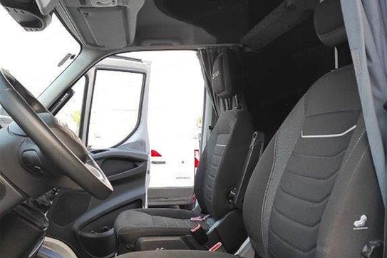 Iveco Daily 70C18 Zabudowa + Tył spanie