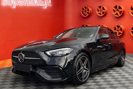 Mercedes C Klasa 200 4-Matic AMG