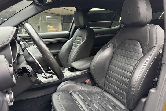 Alfa Romeo Stelvio Turbo Veloce Q4