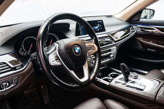 BMW Seria 7 740d xDrive