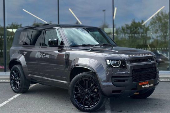 Land Rover Defender 110 4.4 P635 V8 mHEV Octa