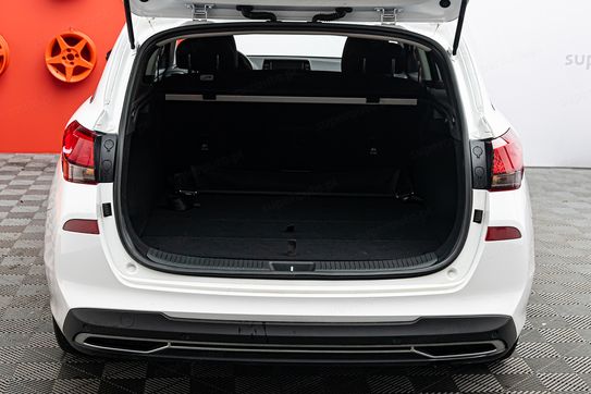 Hyundai i30 1.5 T-GDI 48V Smart DCT