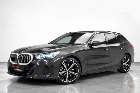 BMW Seria 5 520i mHEV aut
