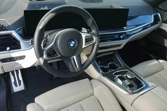 BMW X5 M60i xDrive