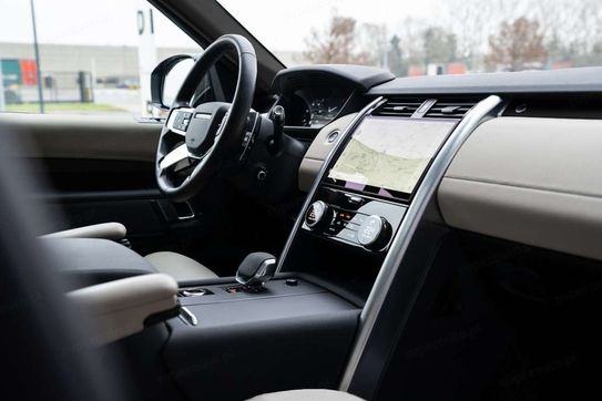 Land Rover Discovery D250