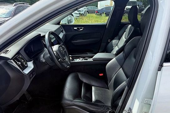 Volvo XC60 B4 D AWD Momentum Pro aut