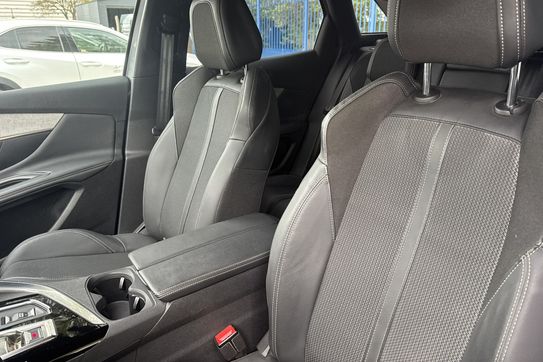 Peugeot 3008 GT 1.2 PureTech  S&S EAT8