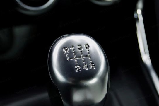 Jaguar E-Pace i4D FWD R-Dynamic S