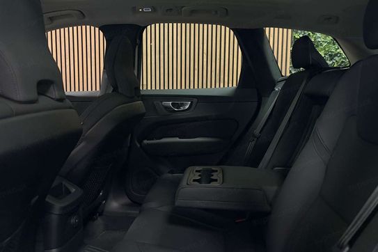 Volvo XC60 B5 AWD Ultra Dark