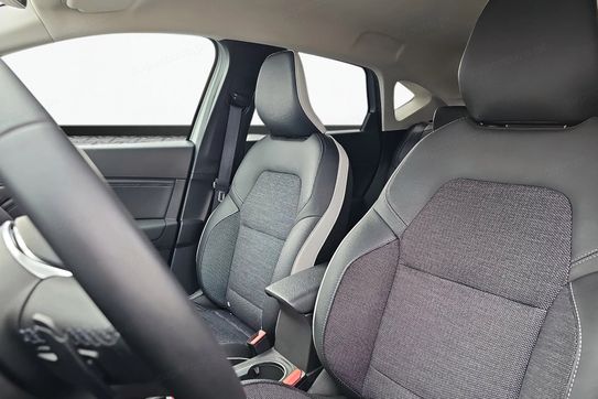 Renault Captur TCe mHEV Techno