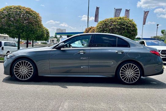 Mercedes Klasa C 300 d 4-Matic AMG