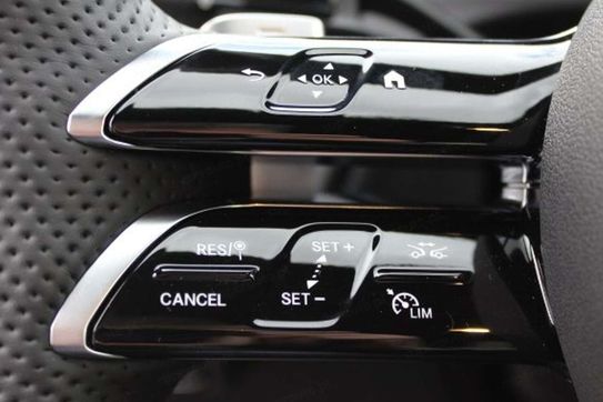 Mercedes E Klasa 220 d 4-Matic AMG