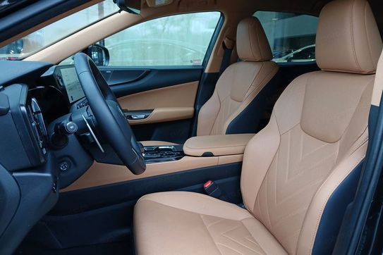 Lexus NX 350h Omotenashi AWD