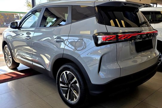 Chery Tiggo 4 Prestige 1.5 T-GDI HEV DHT