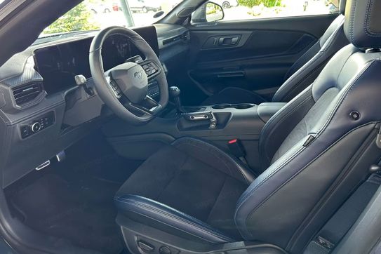 Ford Mustang Dark Horse aut 5.0 Ti-VCT V8