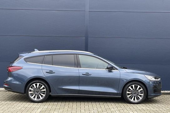 Ford Focus Titanium X 1.0 EcoBoost mHEV