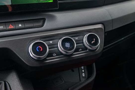 Renault Master L3 Zabudowa 8EP + Tył spanie