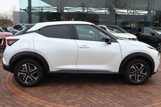 Nissan Juke N-Connecta 1.6 HEV