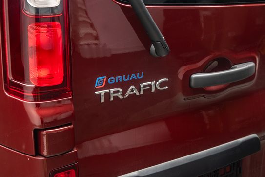 Renault Trafic Kombi L2H1 AT9