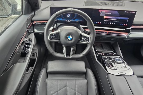 BMW Seria 5 520d xDrive M Sport