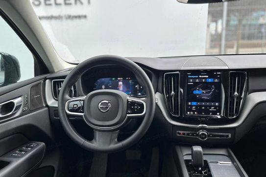 Volvo XC60 B5 B AWD Plus Dark aut