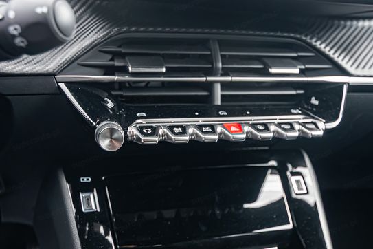 Peugeot 2008 Allure EAT8 1.2 PureTech