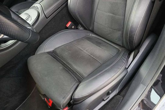 Mercedes Klasa E 220 d 4-Matic AMG