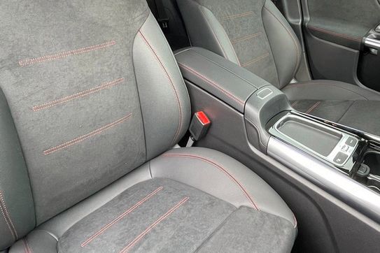 Mercedes GLA 200 AMG Line