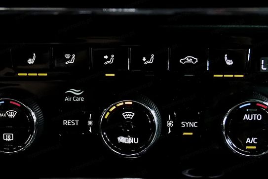 Skoda Superb 2.0 TDI Ambition DSG