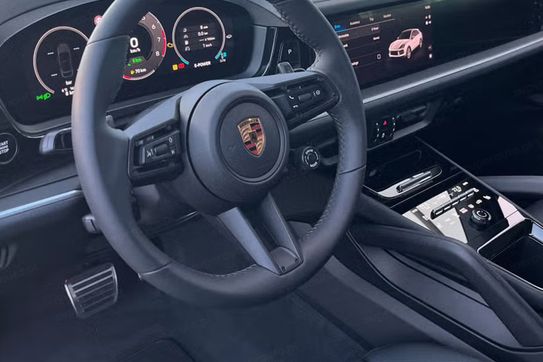 Porsche Cayenne Coupe Black Edition