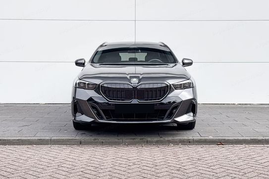 BMW Seria 5 Touring 520d xDrive M Sport