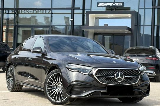 Mercedes E Klasa 300 e  4-Matic AMG