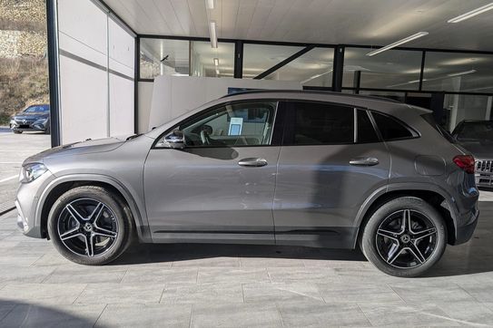 Mercedes GLA 200 AMG Line